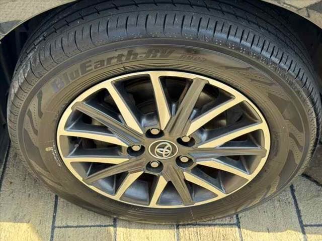2014 Toyota NOAH thumbnail 37