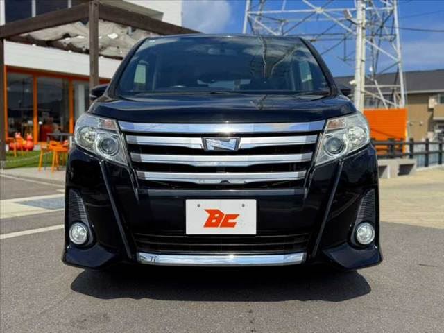 2014 Toyota NOAH 照片 9