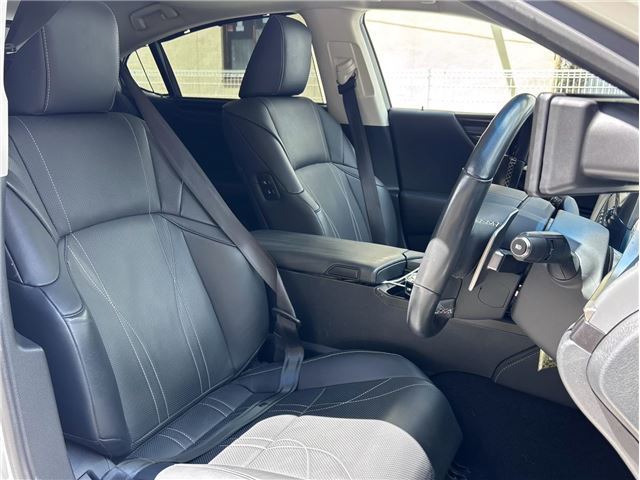 2019 Lexus ES photo 3