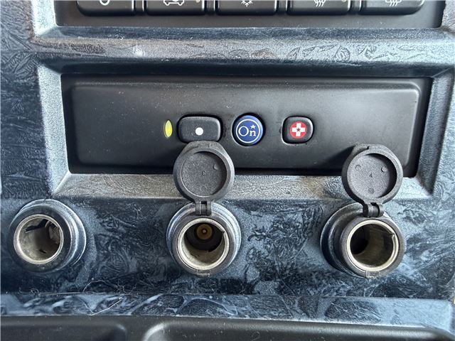 2004 Hummer H2 缩略图 31