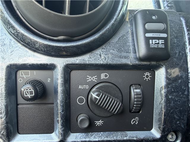 2004 Hummer H2 缩略图 37