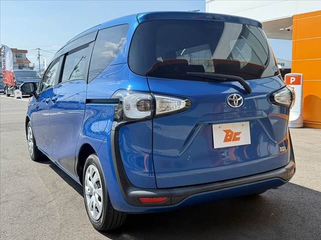 2016 Toyota SIENTA — миниатюра 15