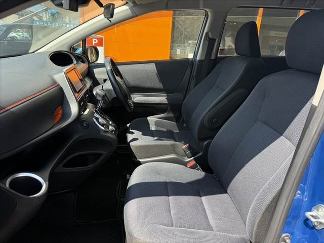 2016 Toyota SIENTA — миниатюра 17