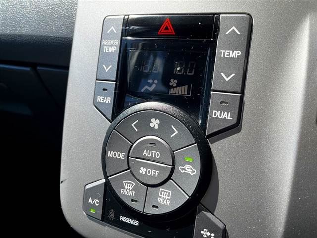 صورة مصغرة 15 لـ 2008 Toyota VOXY