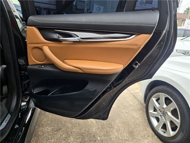 2015 BMW X6 — миниатюра 62