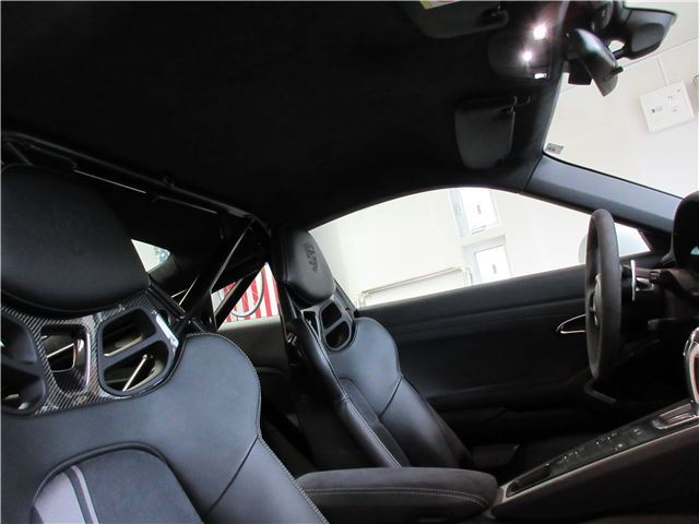 2017 Porsche 911 — миниатюра 19