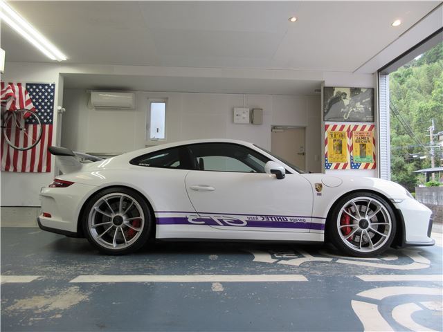 2017 Porsche 911 — миниатюра 31