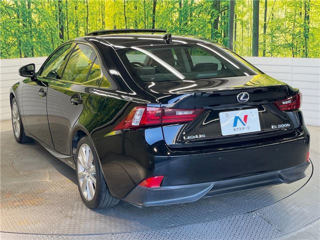 2014 Lexus IS — миниатюра 16