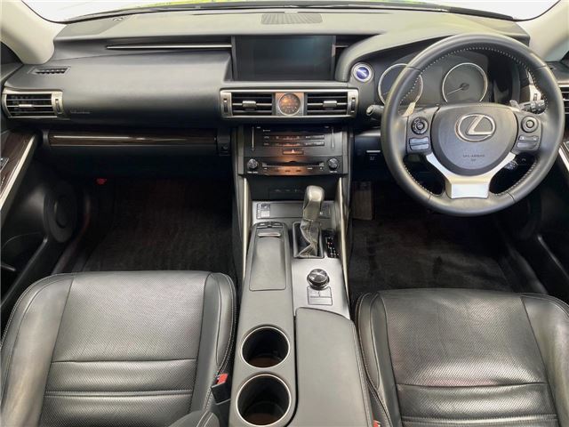 2014 Lexus IS — миниатюра 23