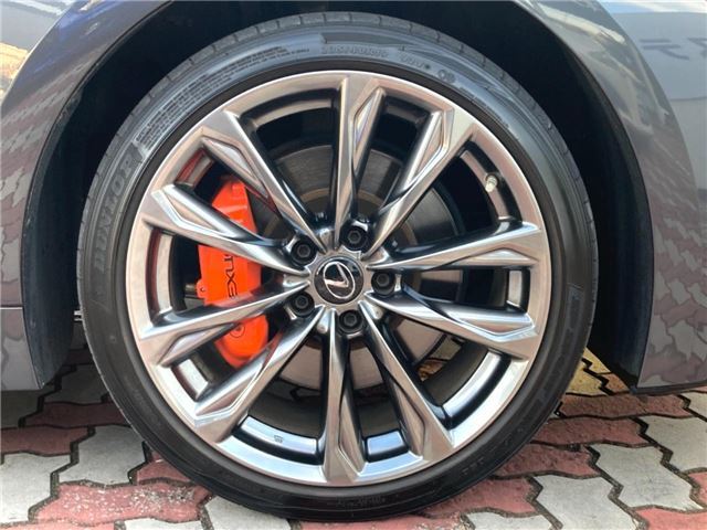 صورة مصغرة 14 لـ 2021 Lexus IS