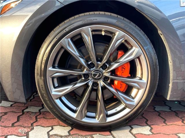 صورة مصغرة 17 لـ 2021 Lexus IS