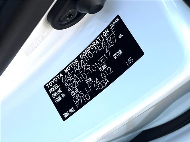 2019 Lexus ES photo 2