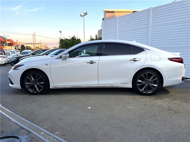 2019 Lexus ES thumbnail 18