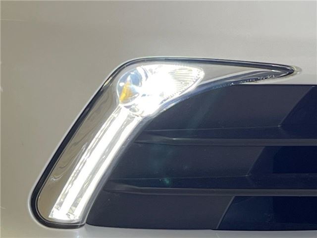 2013 Lexus LS — миниатюра 15