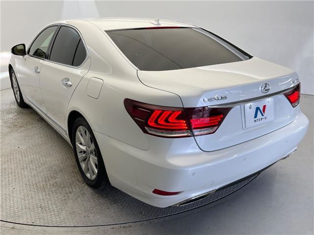 2013 Lexus LS — миниатюра 28