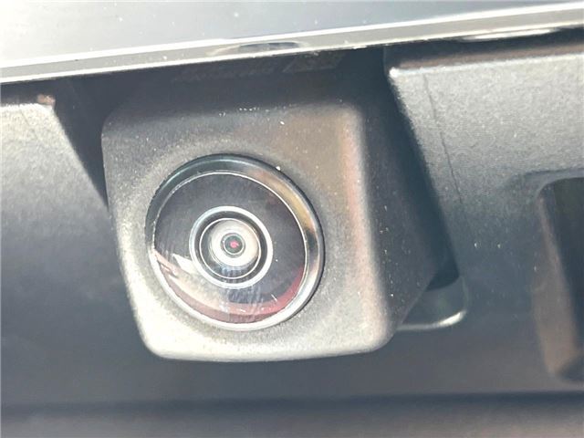 صورة مصغرة 24 لـ 2021 Lexus IS