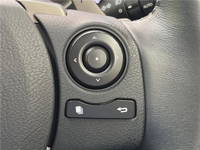 صورة مصغرة 27 لـ 2014 Lexus IS