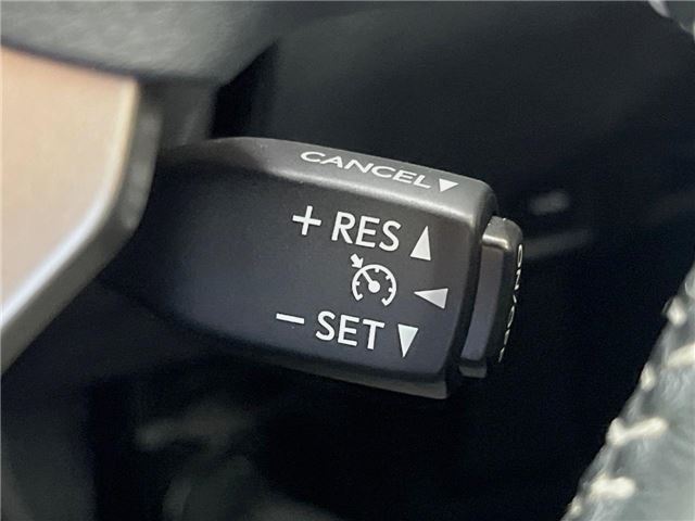 صورة مصغرة 29 لـ 2014 Lexus IS