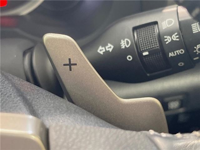 صورة مصغرة 30 لـ 2014 Lexus IS
