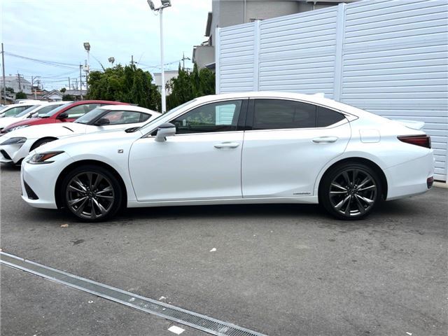 2019 Lexus ES thumbnail 18