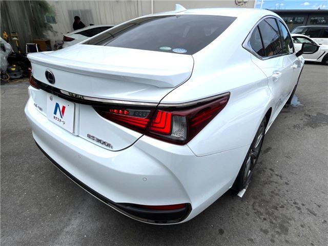 2019 Lexus ES thumbnail 27