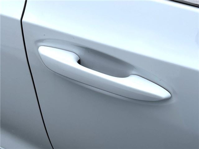 2019 Lexus ES thumbnail 30