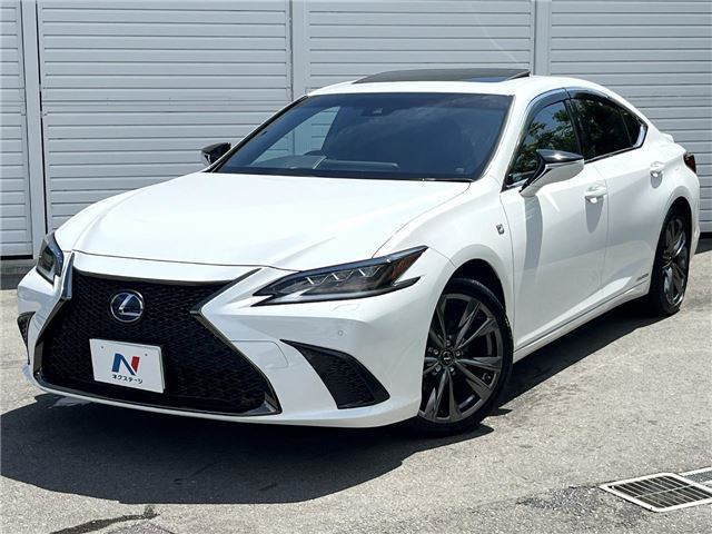2020 Lexus ES photo 1
