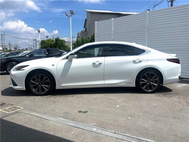 2020 Lexus ES thumbnail 18