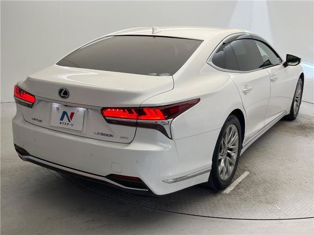 صورة مصغرة 15 لـ 2018 Lexus LS