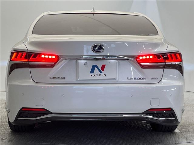 صورة مصغرة 16 لـ 2018 Lexus LS