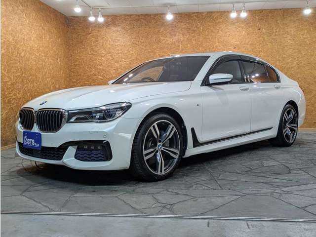 صورة 1 لـ 2017 BMW 7 SERIES