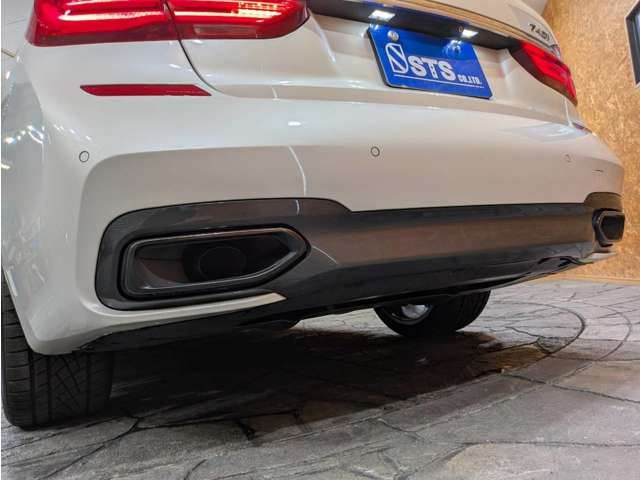 صورة مصغرة 18 لـ 2017 BMW 7 SERIES