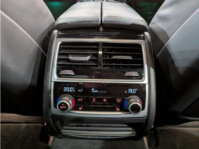 صورة مصغرة 64 لـ 2017 BMW 7 SERIES