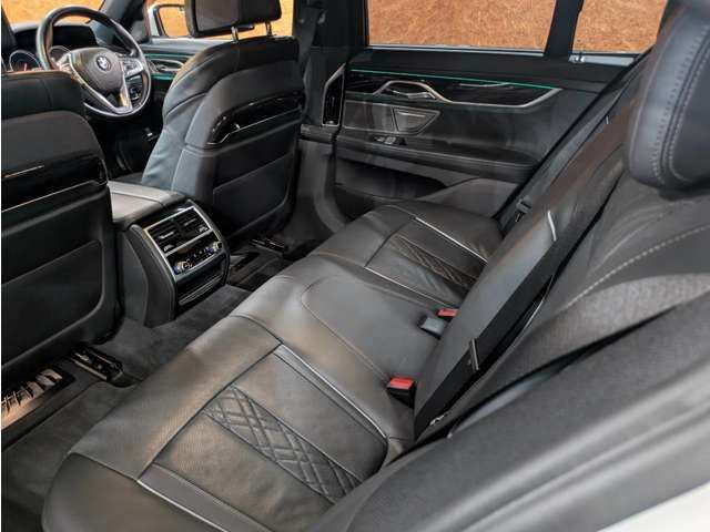 صورة مصغرة 65 لـ 2017 BMW 7 SERIES
