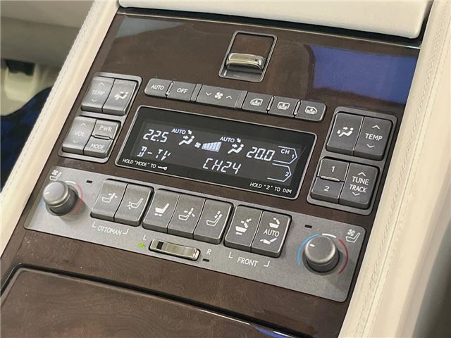 صورة مصغرة 26 لـ 2008 Lexus LS