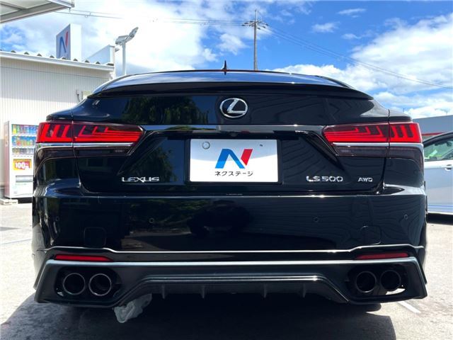 2018 Lexus LS — миниатюра 25