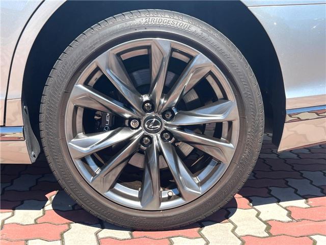 صورة مصغرة 18 لـ 2018 Lexus LS