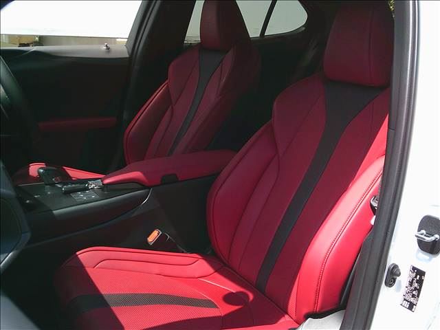 2024 Lexus UX — миниатюра 16