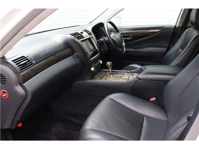 صورة مصغرة 11 لـ 2010 Lexus LS