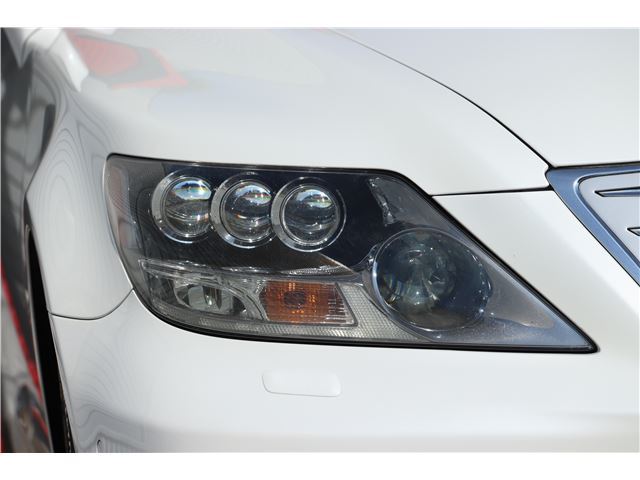 صورة مصغرة 21 لـ 2010 Lexus LS
