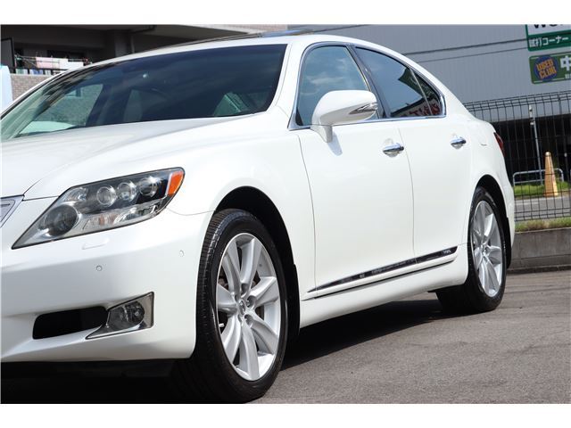 صورة مصغرة 24 لـ 2010 Lexus LS