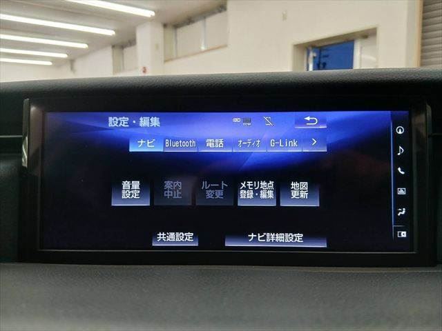 2017 Lexus IS photo 5