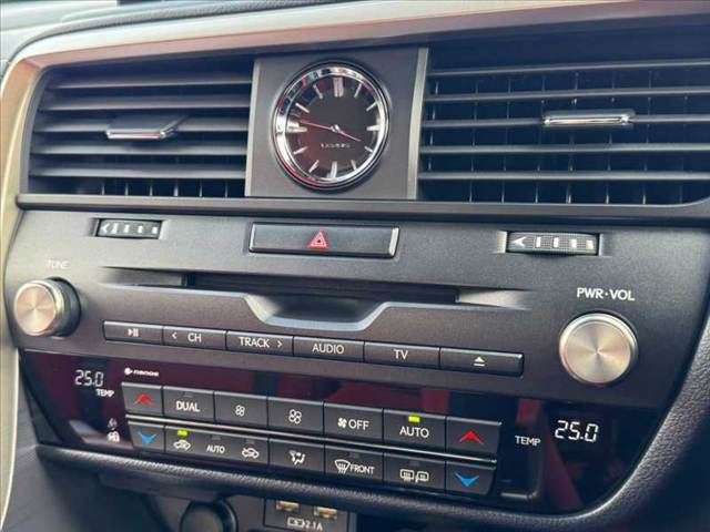 صورة 5 لـ 2020 Lexus RX