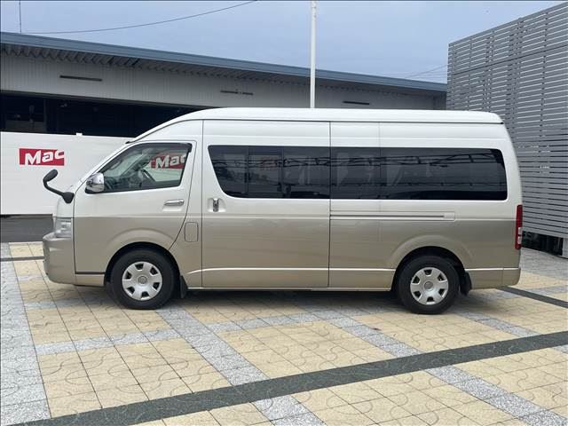 2005 Toyota HIACE — фото 3