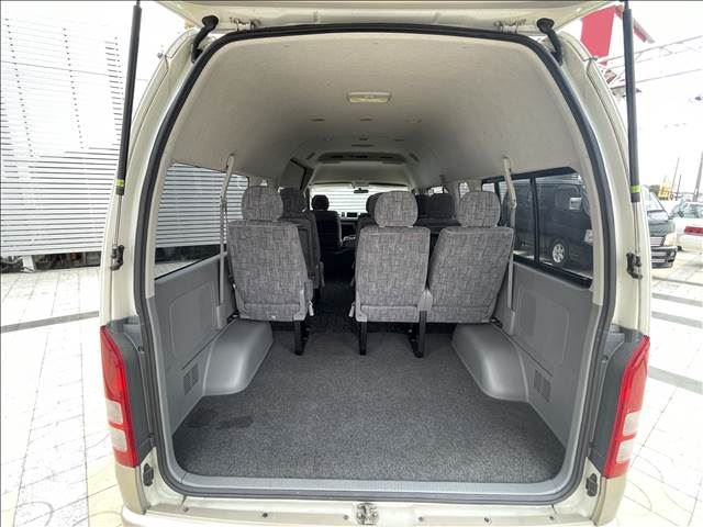 2005 Toyota HIACE — миниатюра 20
