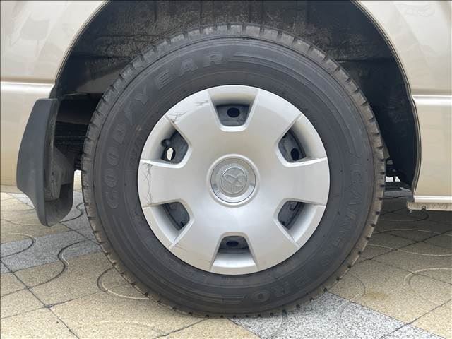 2005 Toyota HIACE — миниатюра 24