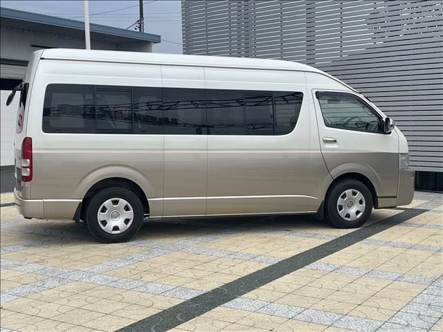 2005 Toyota HIACE — фото 6