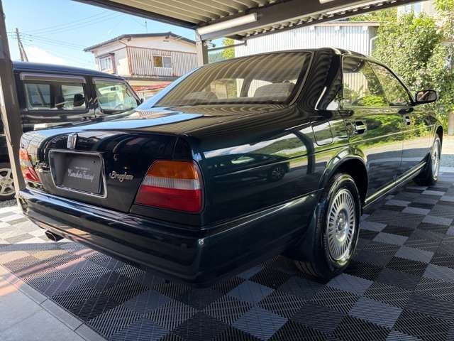 1994 Nissan GLORIA — миниатюра 27