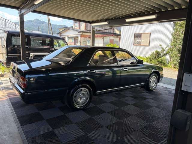 1994 Nissan GLORIA — миниатюра 31