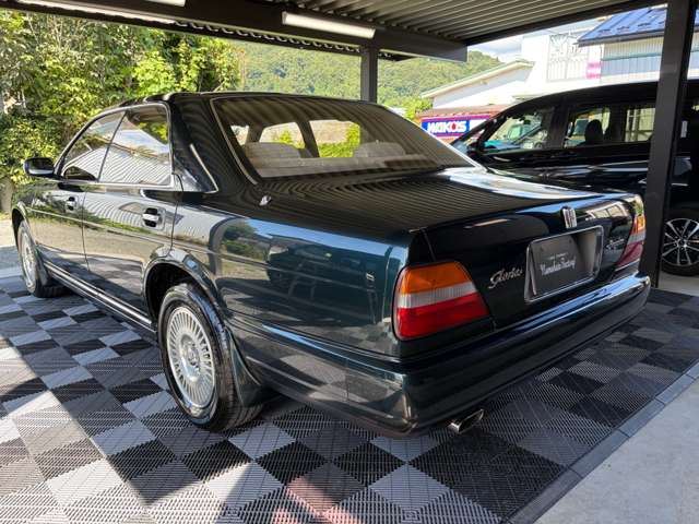 1994 Nissan GLORIA — миниатюра 32
